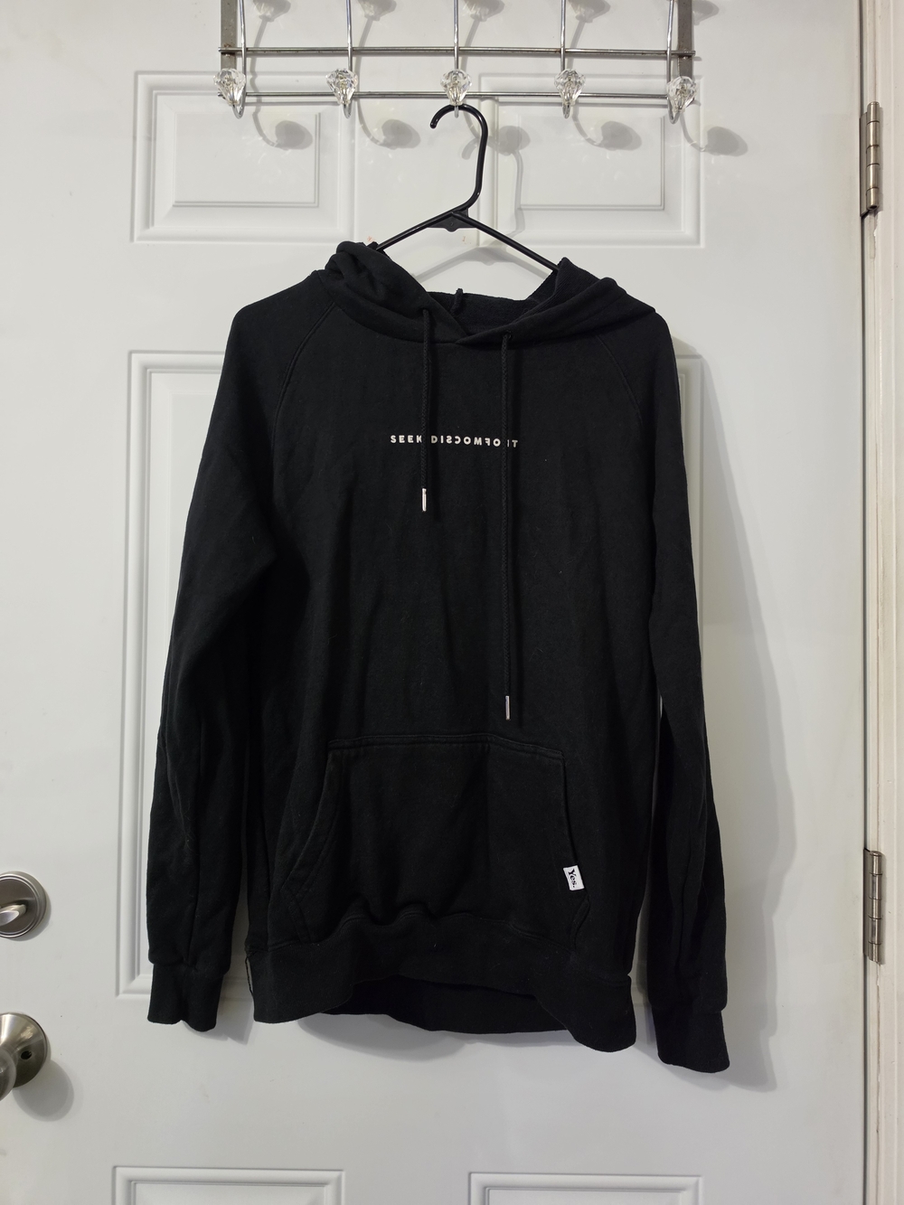 Seek Discomfort Black Graphic Pullover Hoodie Size Small